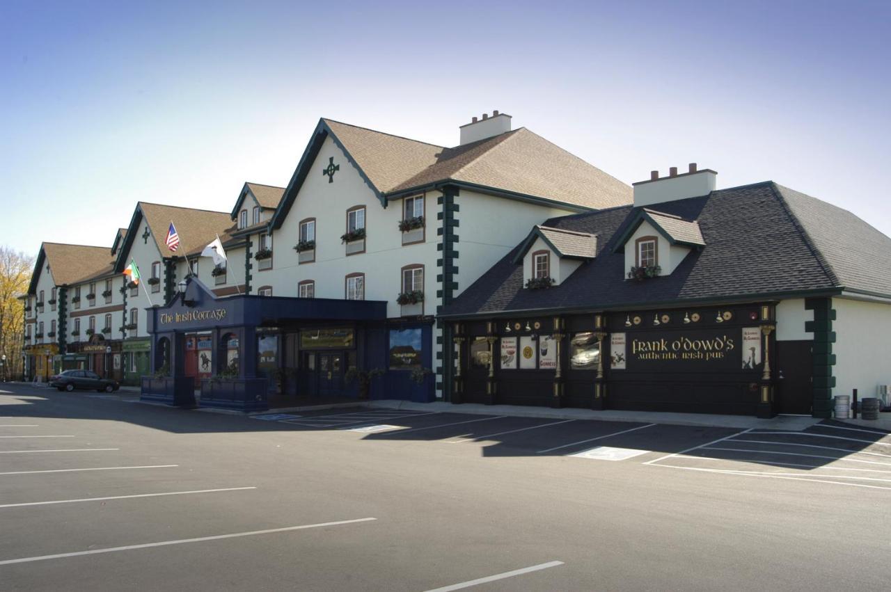 Irish Cottage Inn & Suites Galena Bagian luar foto