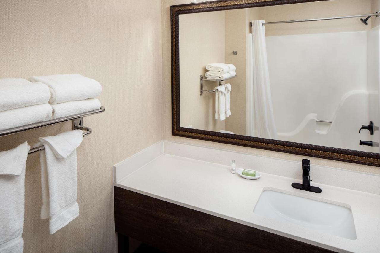 Irish Cottage Inn & Suites Galena Bagian luar foto