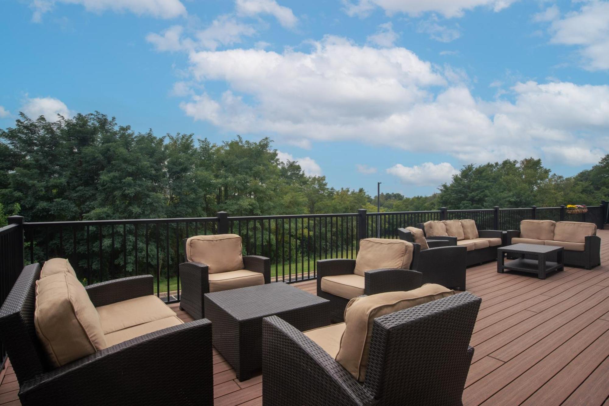 Irish Cottage Inn & Suites Galena Bagian luar foto